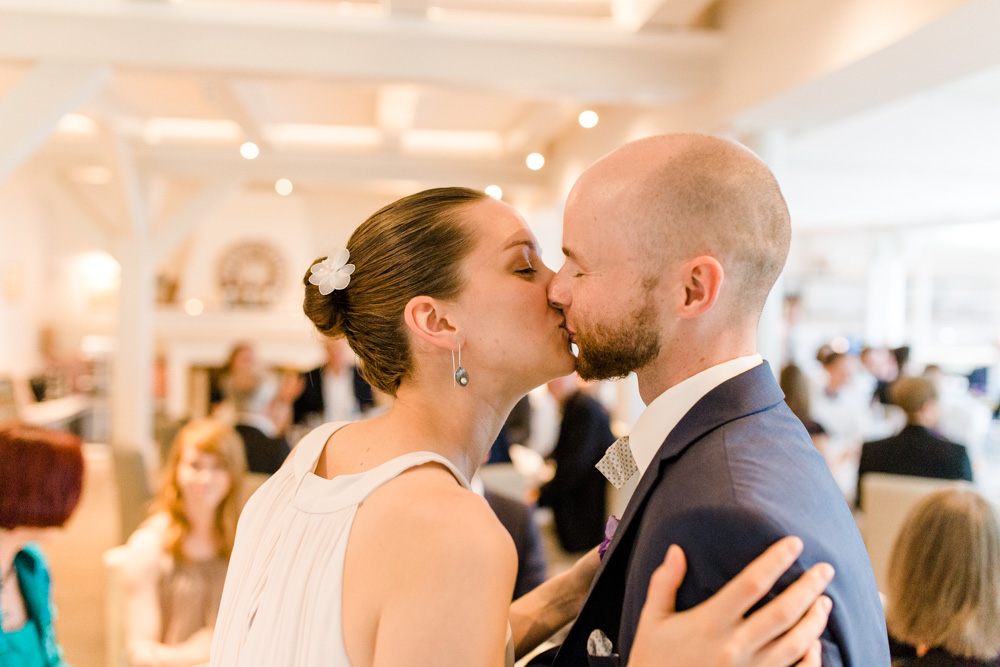 Hochzeitsfotograf im Standesamt Oststeinbek und in der Bismarck Mühle, Aumühle